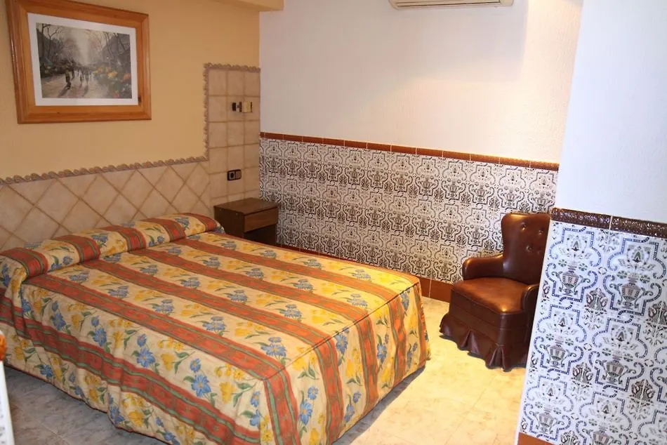 Hotel Univers Roses