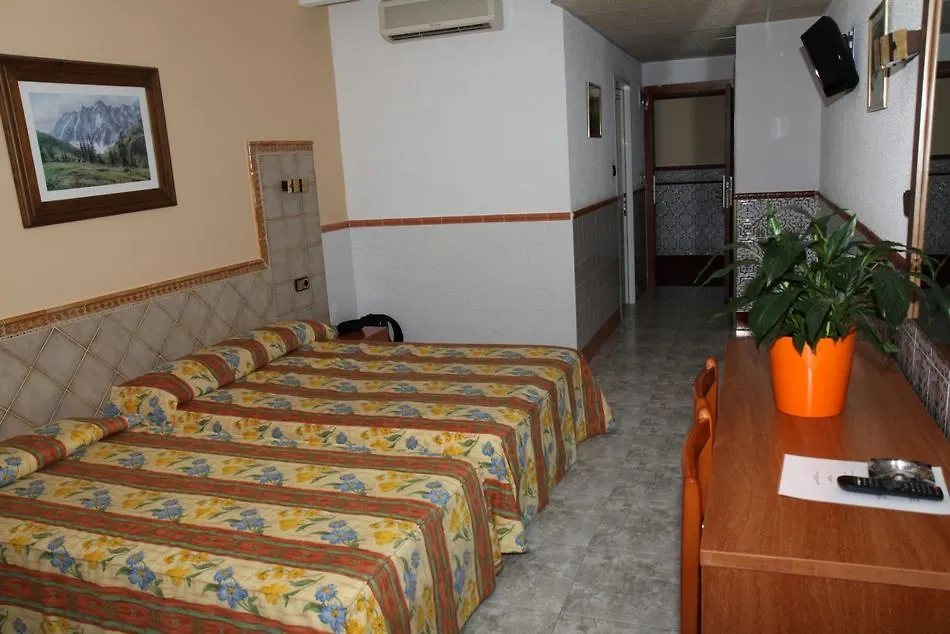 ***  Hotel Univers Roses Spanien