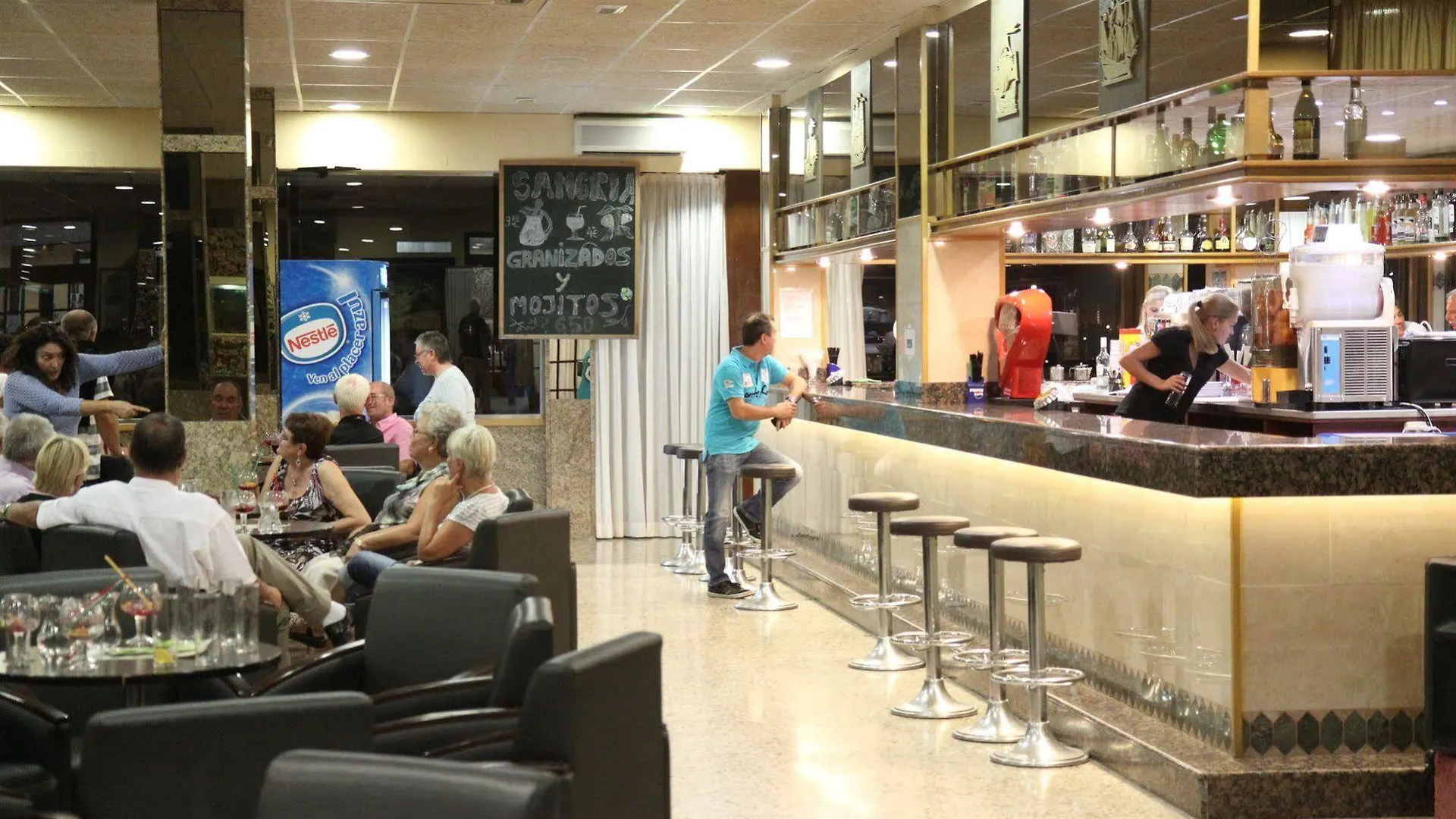 Hotel Univers Roses