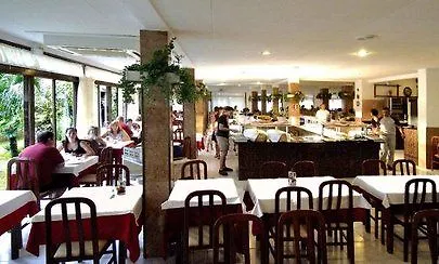Hotel Univers Roses 3*,  Spain