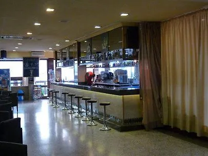 Hotel Univers Roses