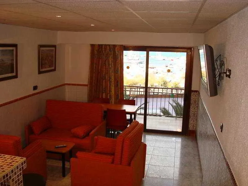 Hotel Univers Roses